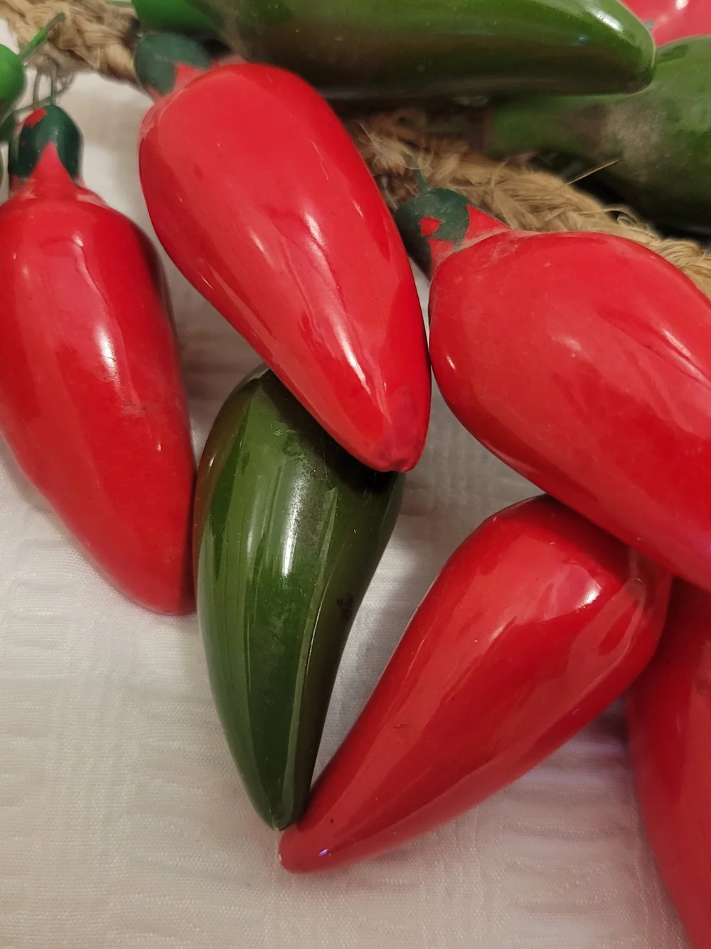 Ceramic Decorative Red & Green Chili Pepper Hanging Garland - Home Holiday